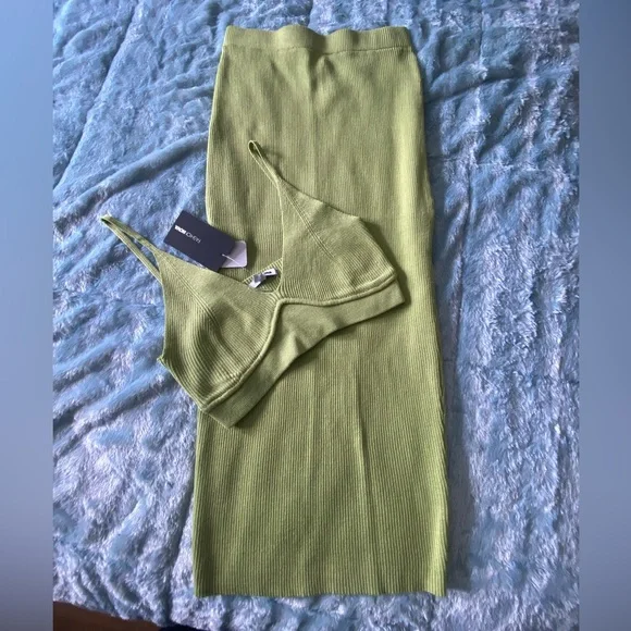 Sweater skirt set - Picture 4 of 4